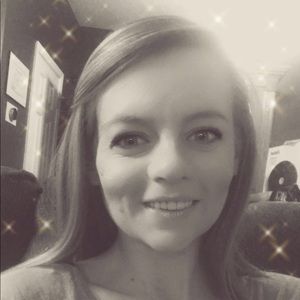 Meet your Posher, Candace